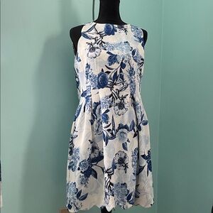 Vince Camuto Blue and White Floral Mini Dress